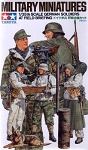 Tamiya 1:35 German Soldiers at Field Briefing
